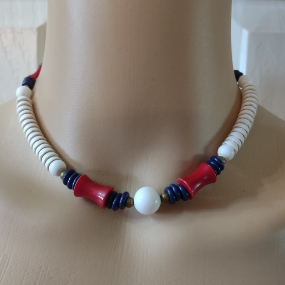 Vintage women's necklace - Picture 1 of 2